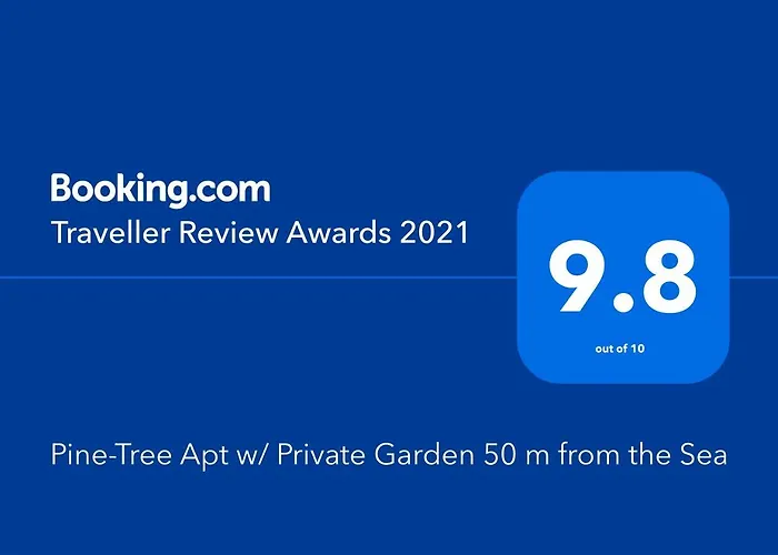 Pine-tree W/ Private Garden 50 M From The Sea Golem (Tirana)